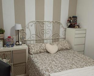 Bedroom of Apartment to share in  Barcelona Capital  with Air Conditioner