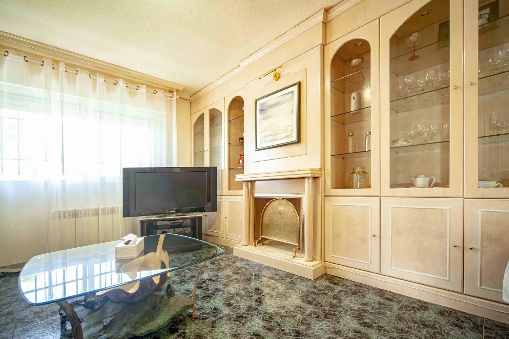Sala d'estar de Casa o xalet en venda en Sevilla la Nueva amb Aire condicionat, Calefacció i Jardí privat