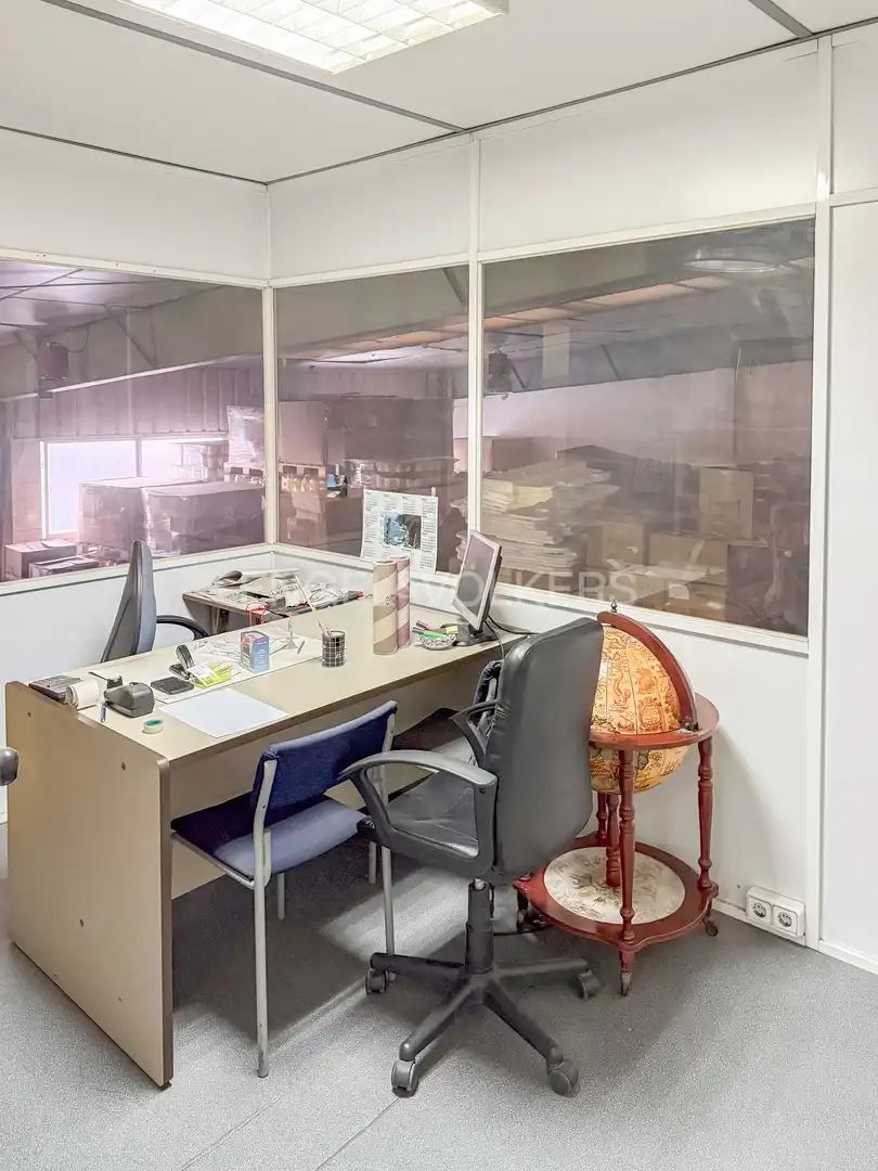 Nave industrial con ascensor en venta en Eixample, imagen 15