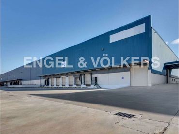 Industriegebäude zur Miete in Valls