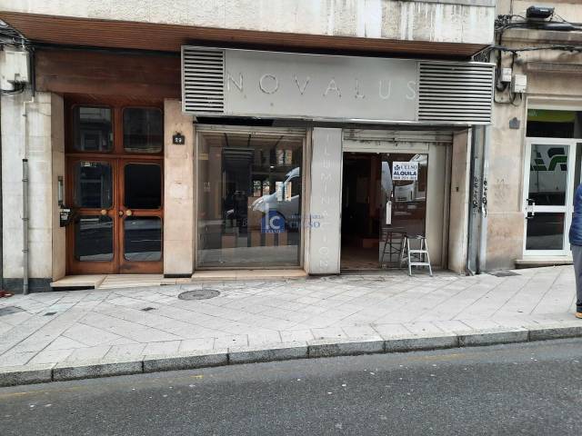 Local comercial en Alquiler en Centro