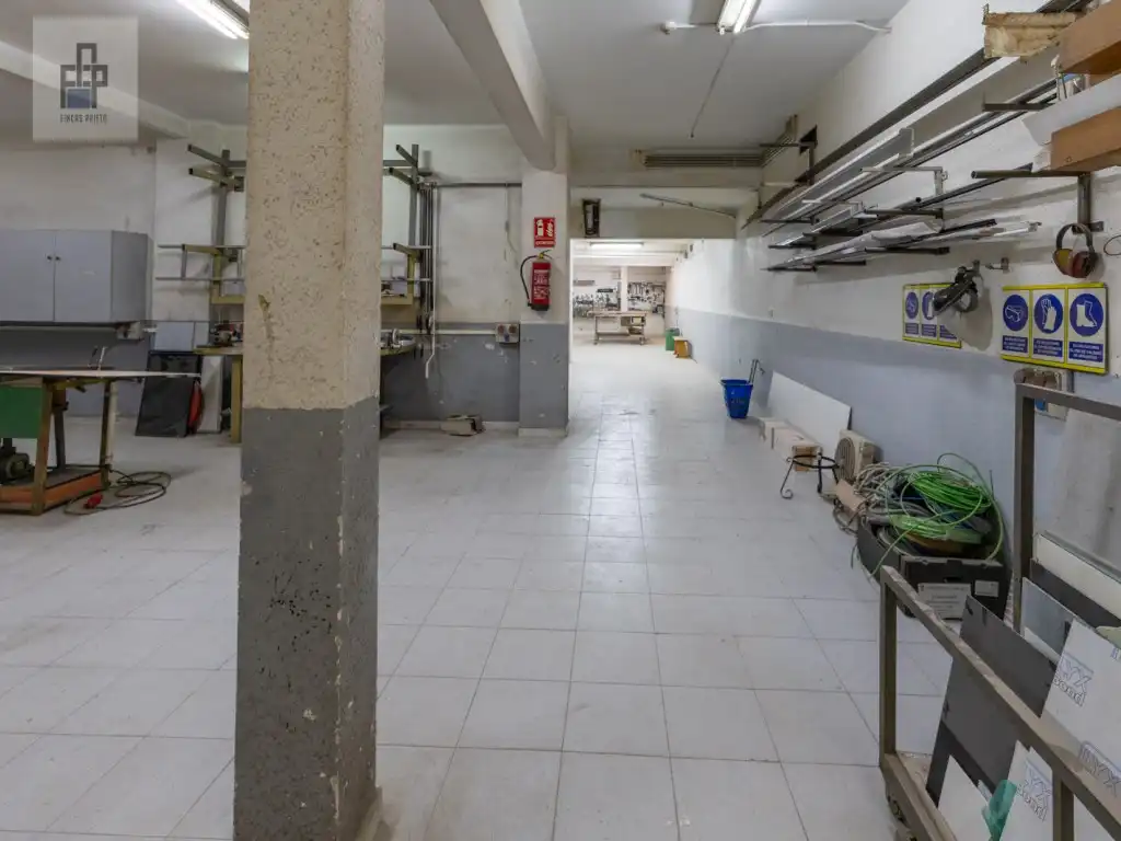 Gewerbefläche zum Verkauf in Calle Pau Claris De, imagen 37