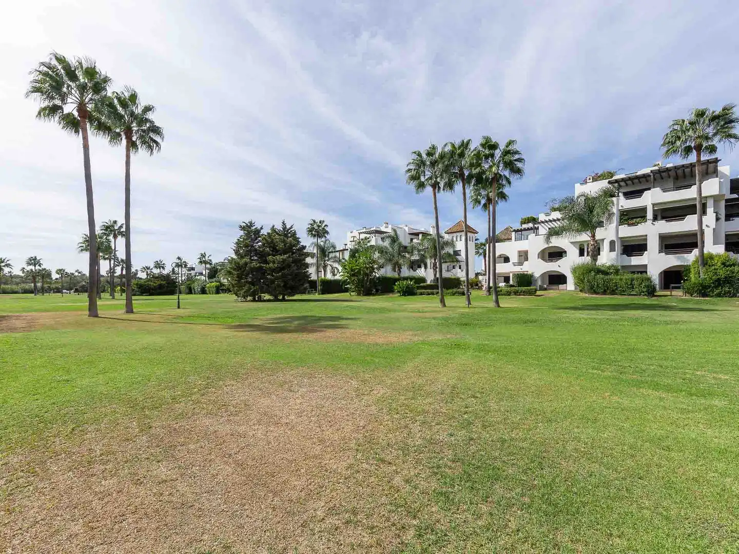 Vista exterior de Apartamento en venta en Sotogrande Costa