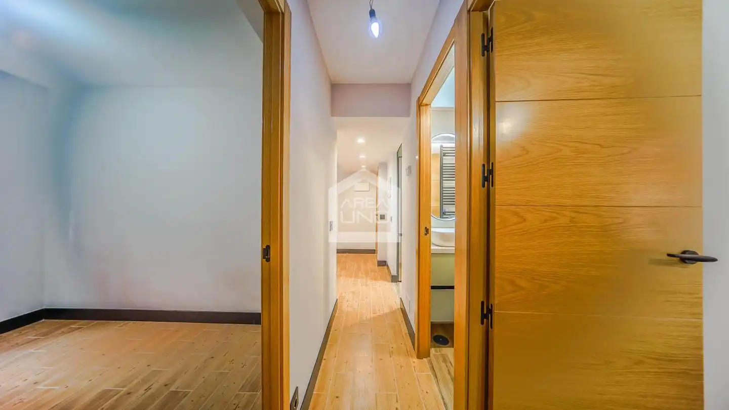 Ground floor for sale in Alcorcón  with Heating