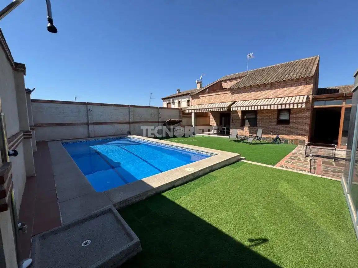 Jardín de Casa o chalet en venta en Cebolla con Aire acondicionado, Calefacción y Jardín privado