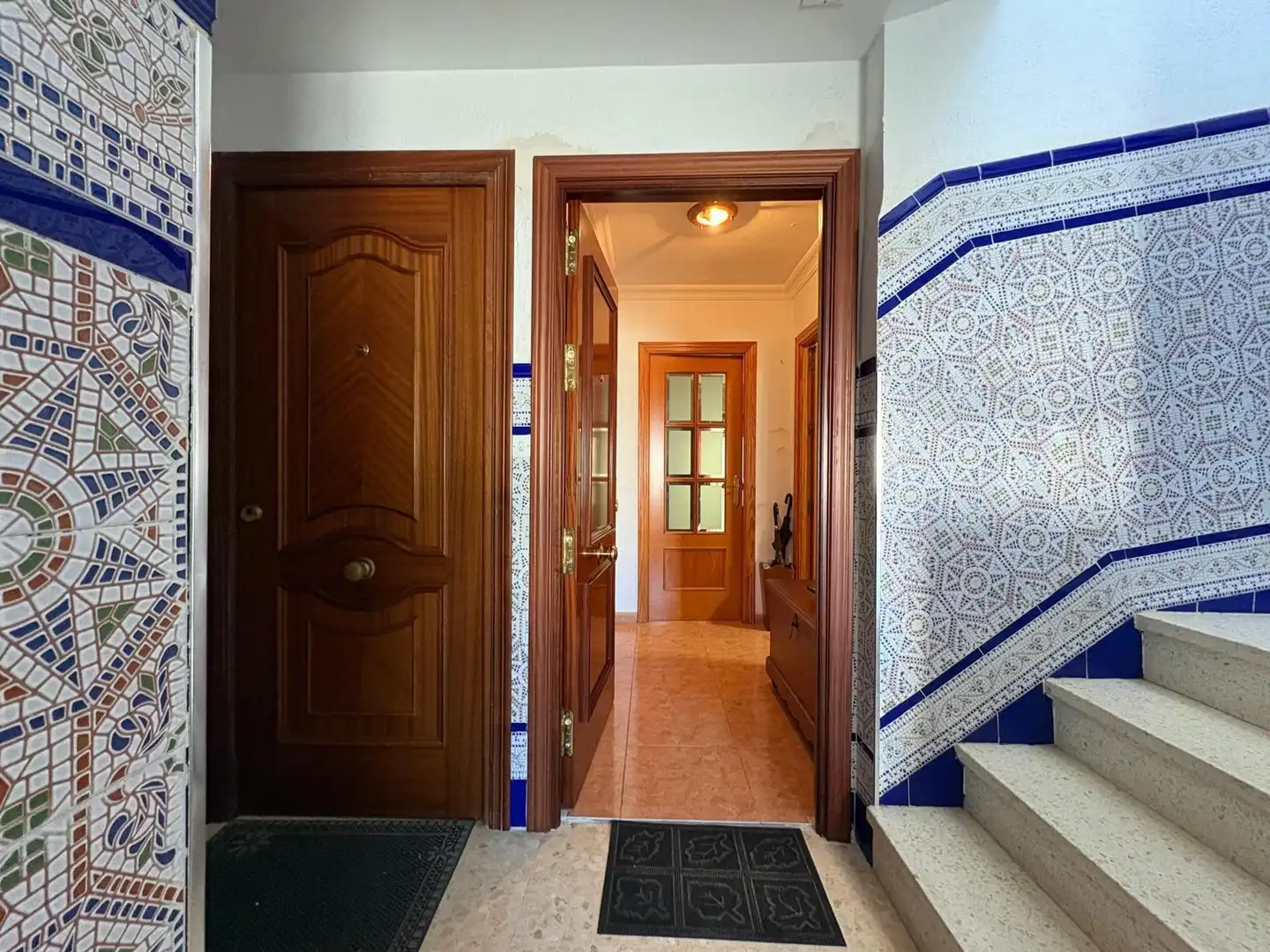 Flat for sale in Sevilla  with Air Conditioner, Terrace and Storage room