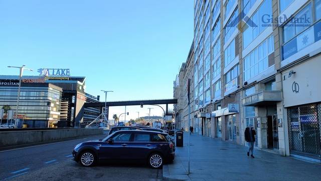 Local comercial en Alquiler en Rúa Cánovas del Castillo, 10 en Casco Vello