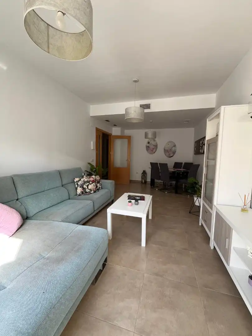 Sala d'estar de Casa adosada en venda en Vélez-Málaga amb Aire condicionat i Terrassa