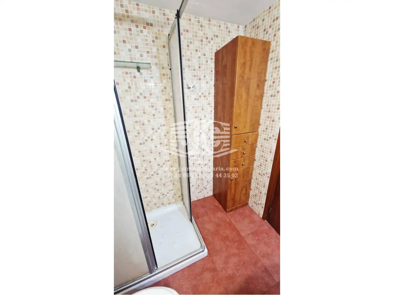 Baño de Piso de alquiler en Tortosa con Aire acondicionado, Parquet y Terraza