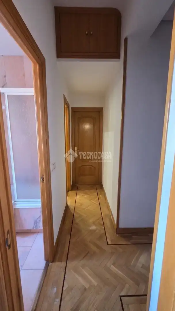 Wohnung zum Verkauf in Madrid mit Heizung und Parkett