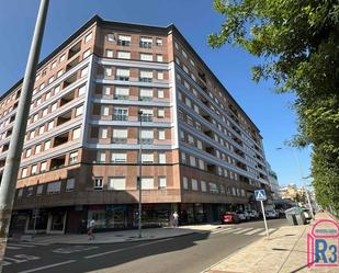 Exterior view of Flat to rent in León Capital   with Terrace