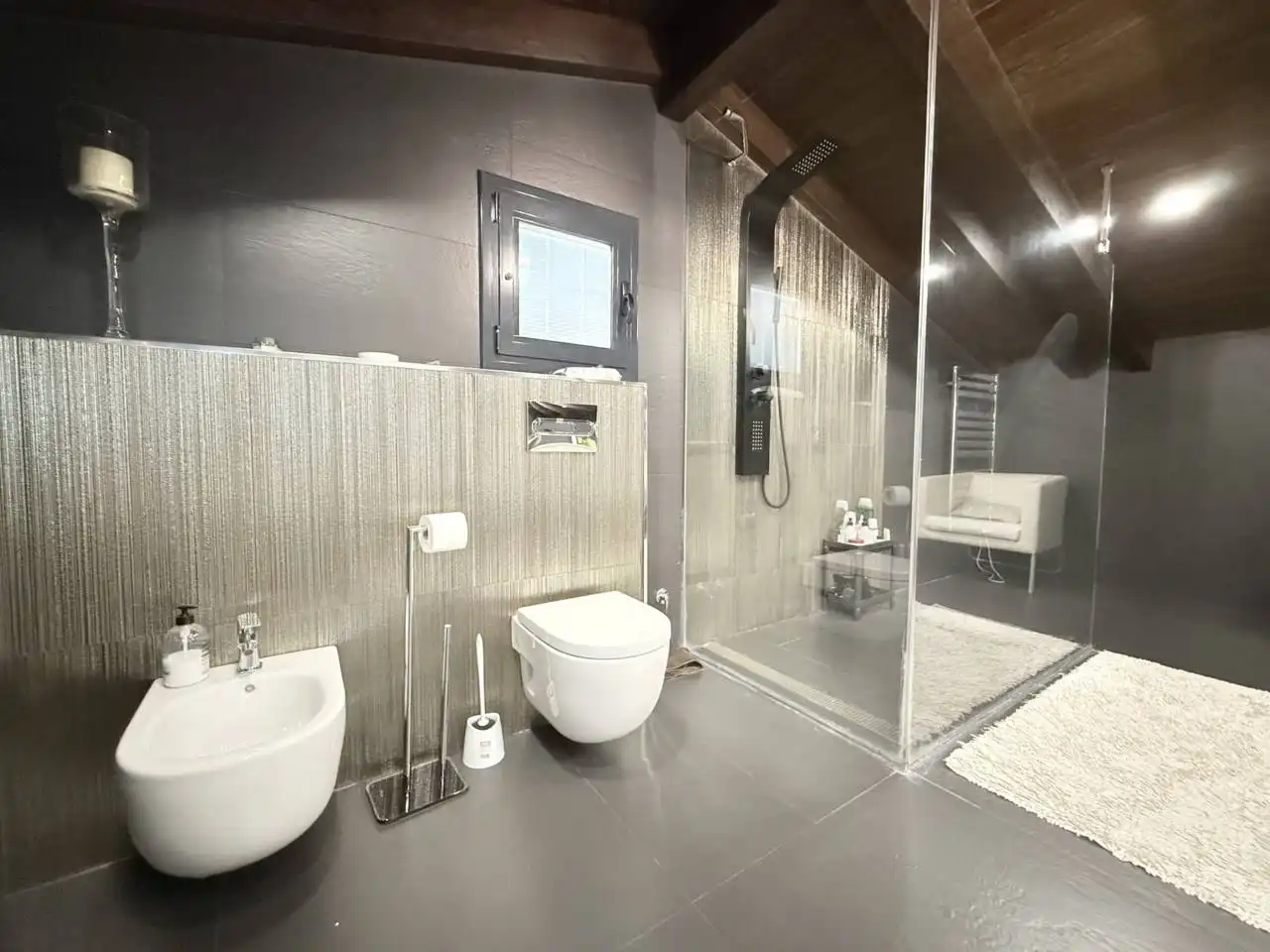 Bathroom of Houses for sale in Santa Maria de Palautordera  with Air Conditioner, Heating and Terrace