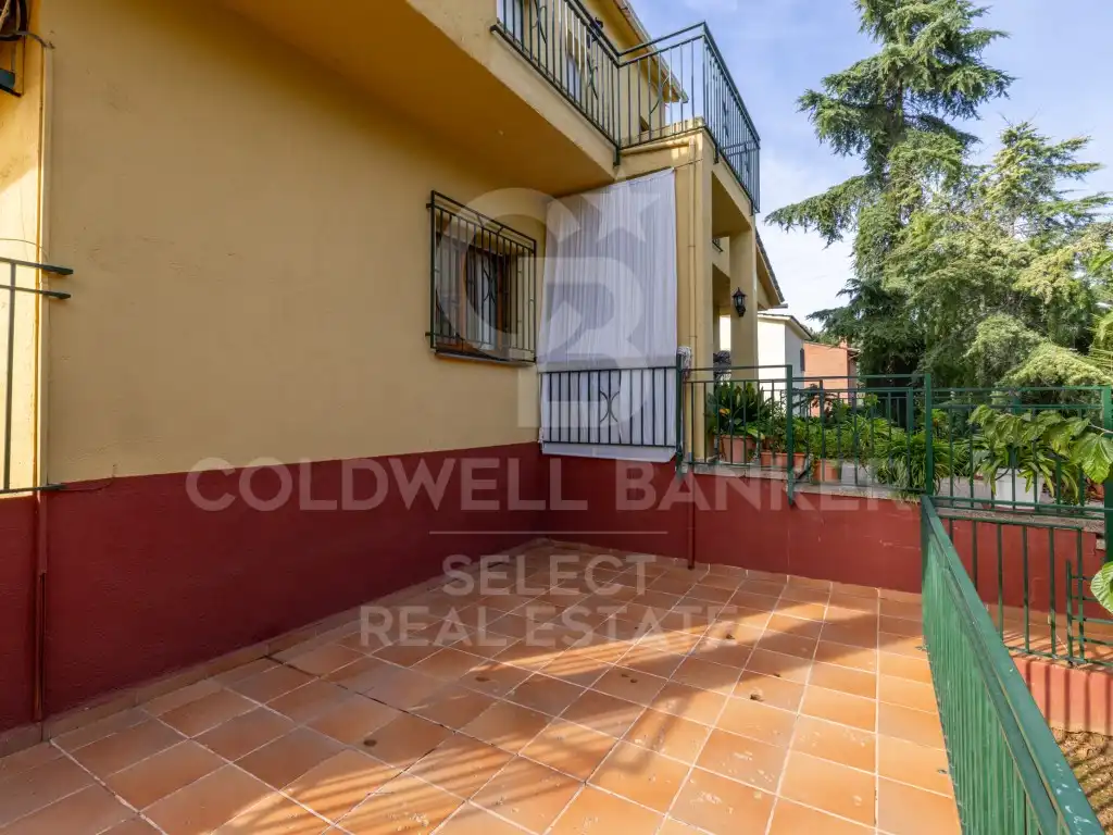 Terrassa de Casa o xalet en venda en Castellar del Vallès