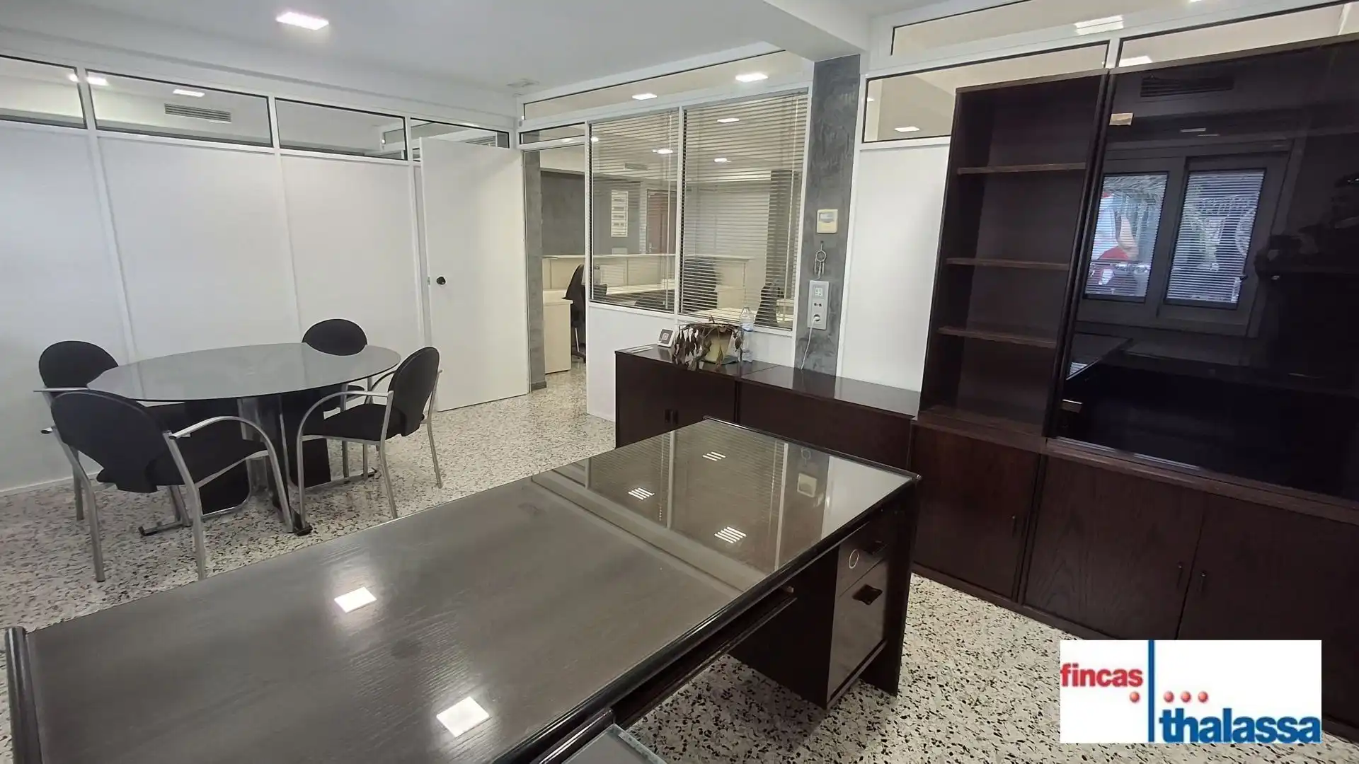 Büro zum Verkauf in Lloret de Mar mit Klimaanlage, Heizung und Möbliert
