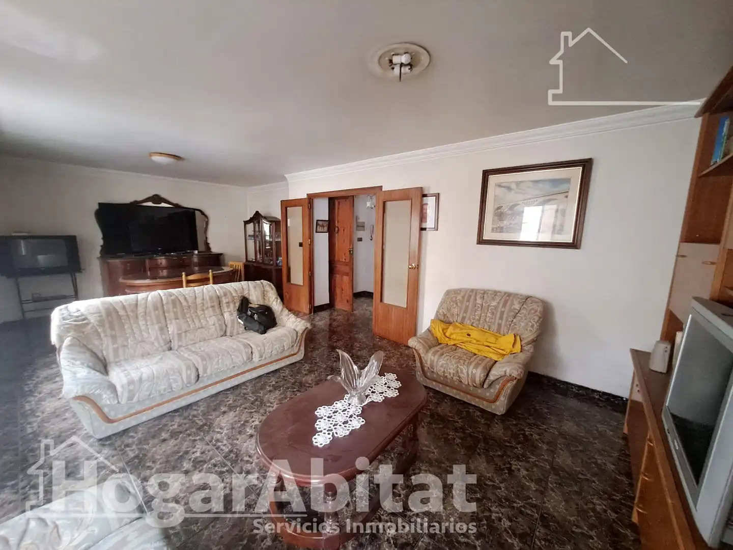Sala d'estar de Casa o xalet en venda en Castellón de la Plana / Castelló de la Plana amb Terrassa, Traster i Moblat