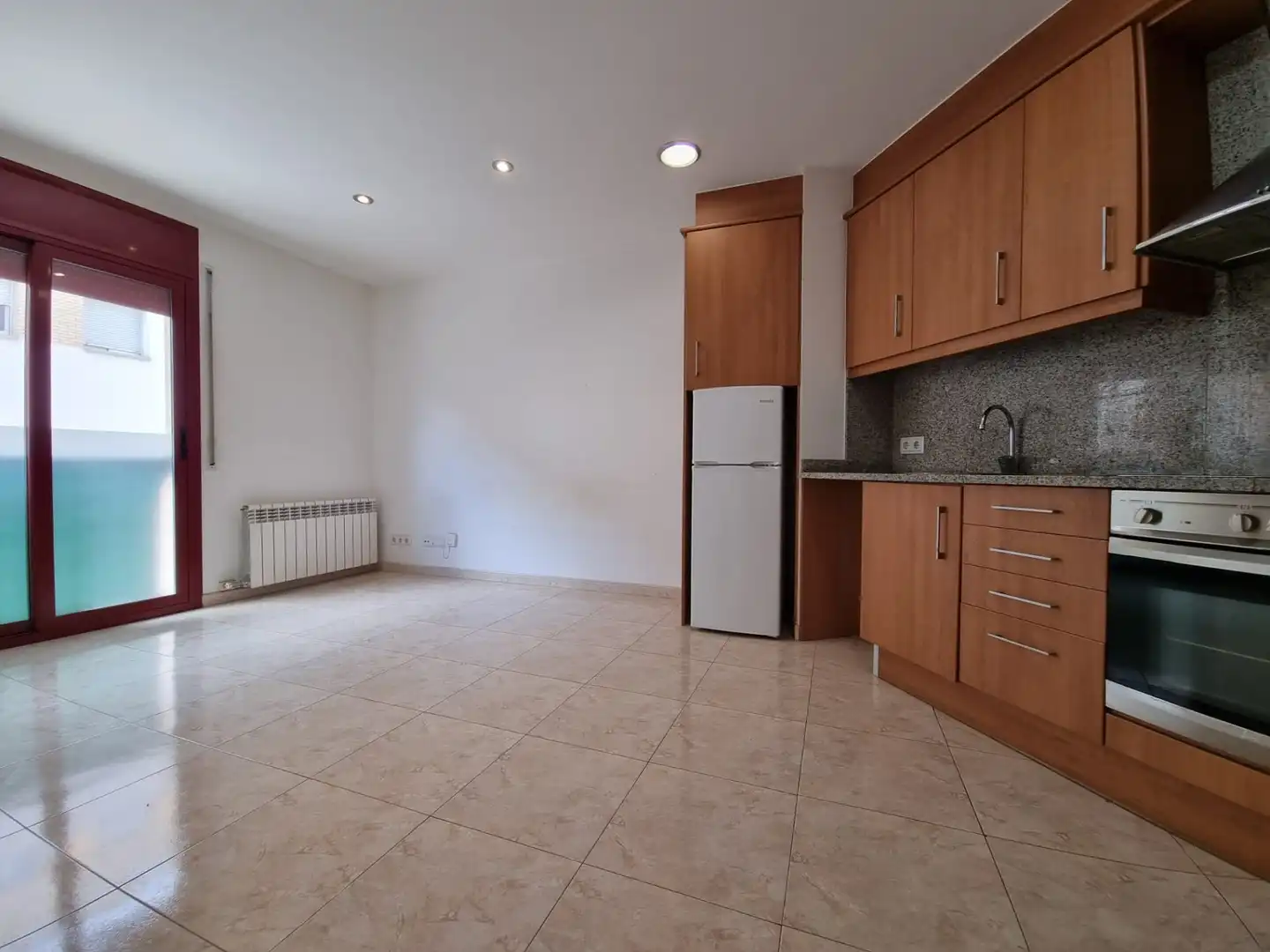 Cocina de Piso en venta en Olot con Calefacción, Trastero y Balcón