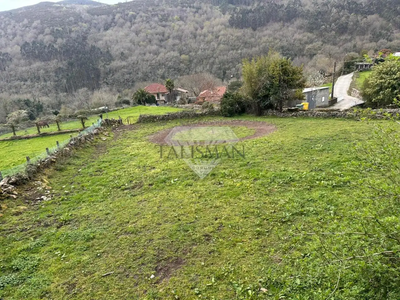 Casa o chalet en venta en A Lama   con Jardín privado, Trastero y Amueblado