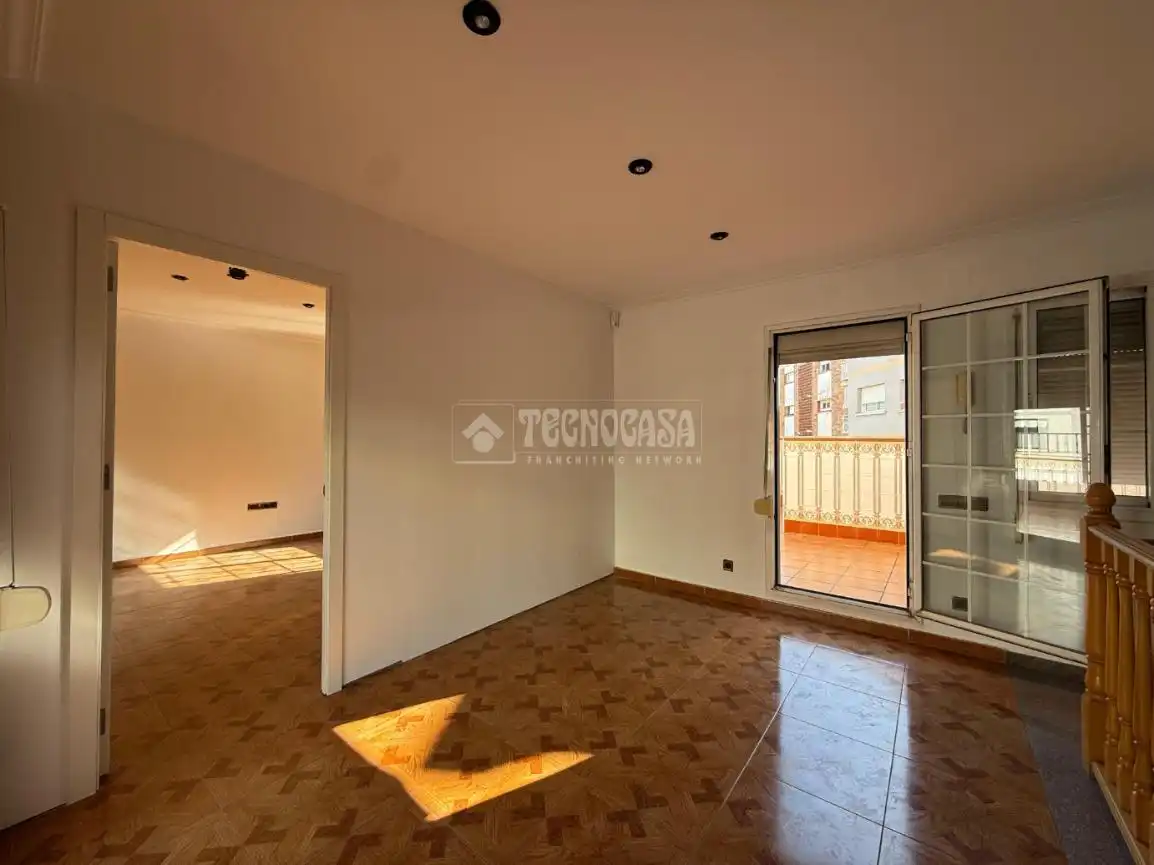 Habitación de Casa adosada en venta en Sant Joan Despí