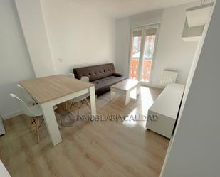 Flat to rent in Los Vadillos - R. Sanitaria - Pozanos