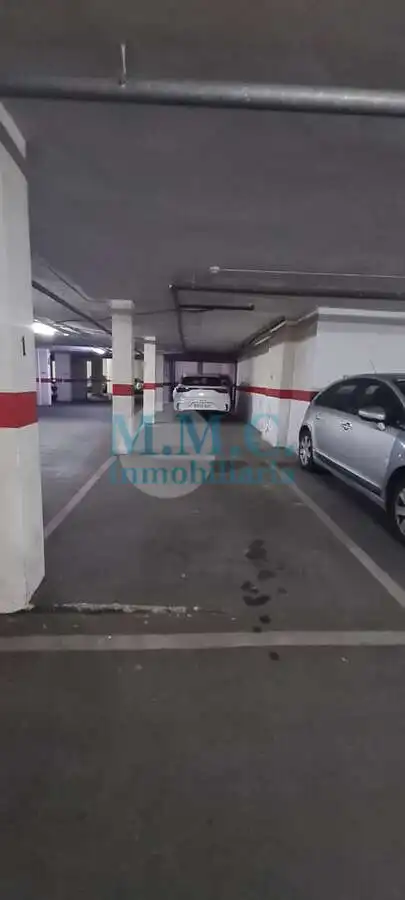 Parking de Piso en venta en Roquetas de Mar con Aire acondicionado, Terraza y Amueblado