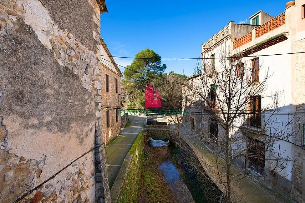 Exterior view of Houses for sale in Crespià