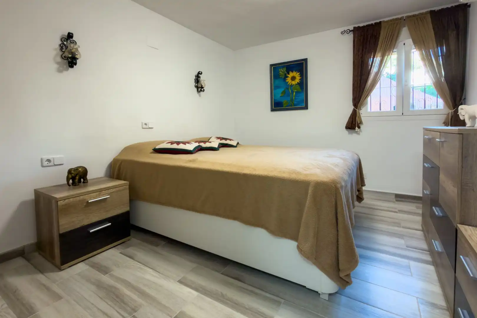 Bedroom of Houses for sale in Calpe / Calp