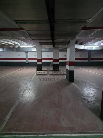 Garaje en Alquiler en Carrera del Sábado en Ruiseñores