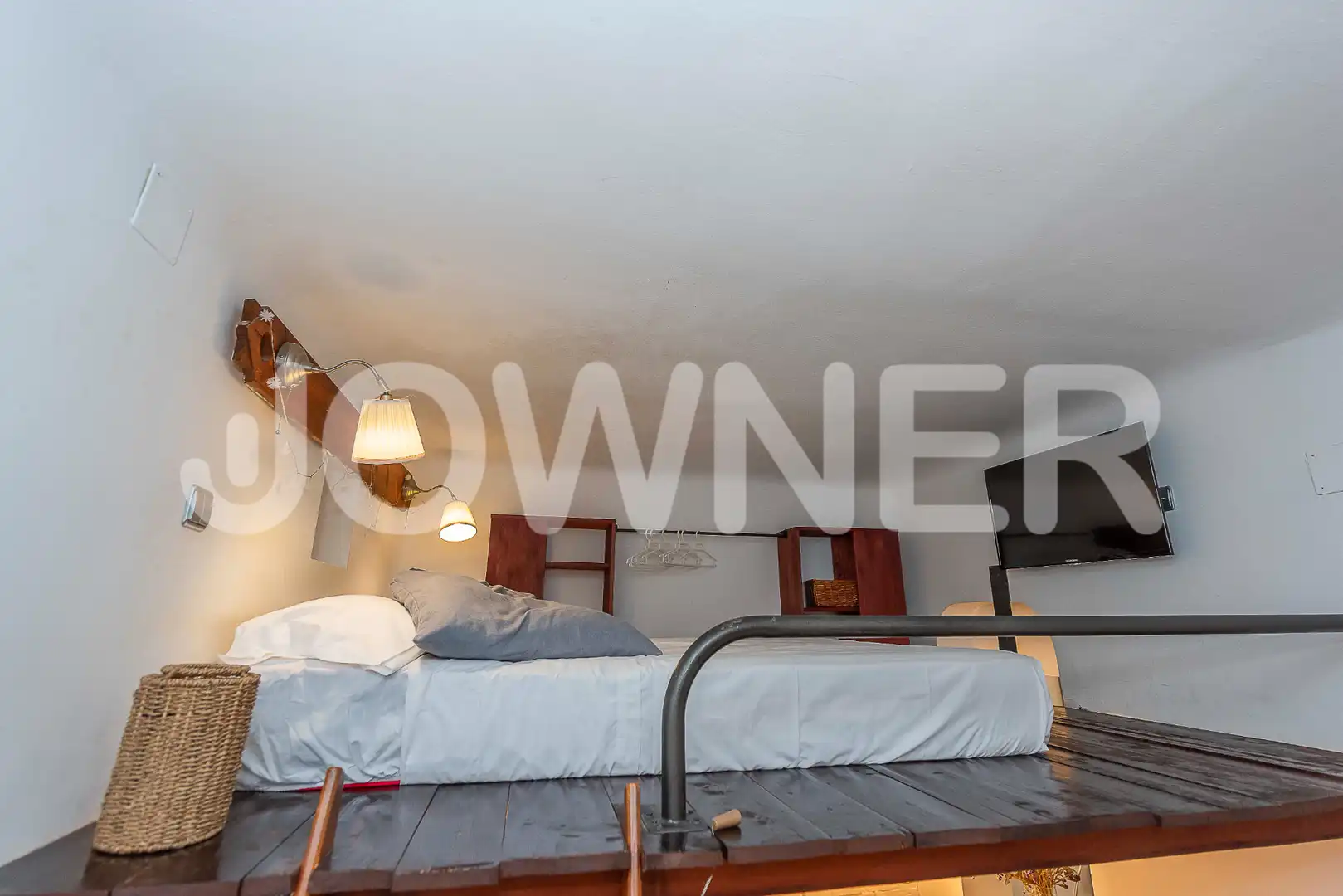 Flat for rent in Madrid  with Air Conditioner, Heating and Furnished