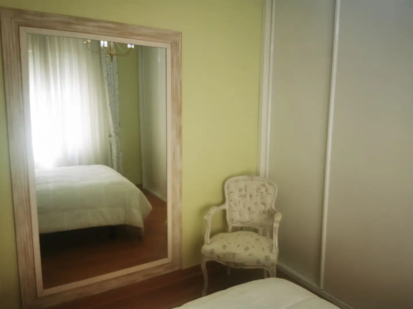 Bedroom of Flat for rent in Salamanca  with Heating, Parquet flooring and Furnished