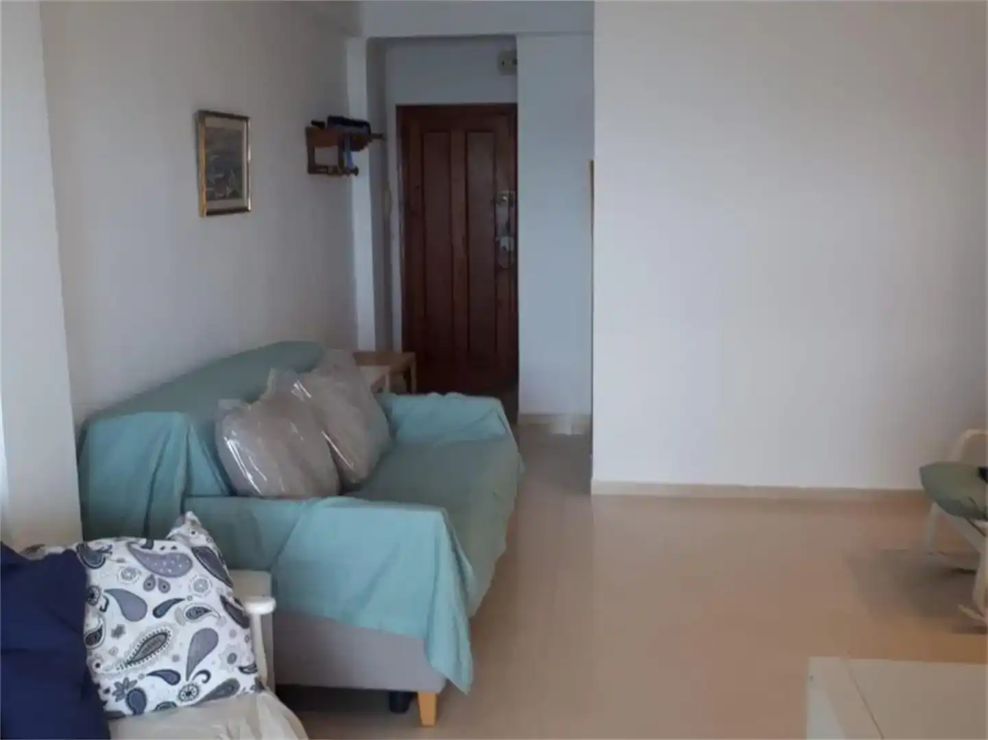 Sala d'estar de Apartament de lloguer en Tavernes de la Valldigna amb Moblat