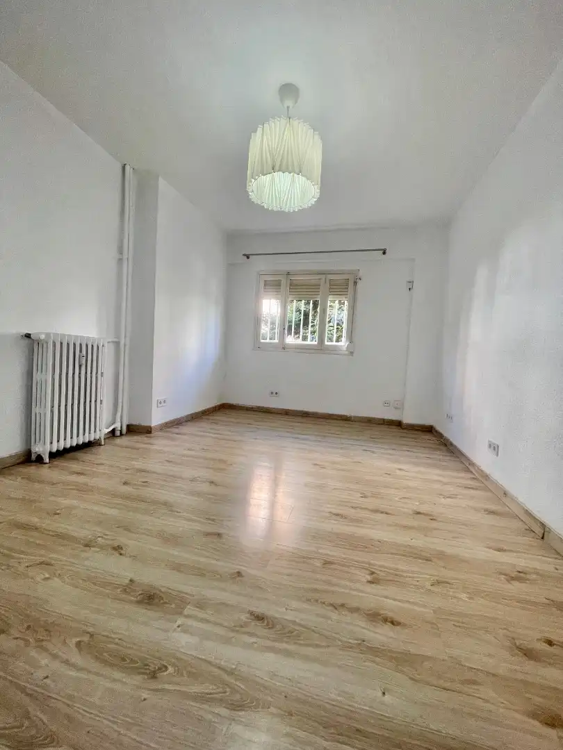 Bedroom of Flat for sale in Madrid  with Heating