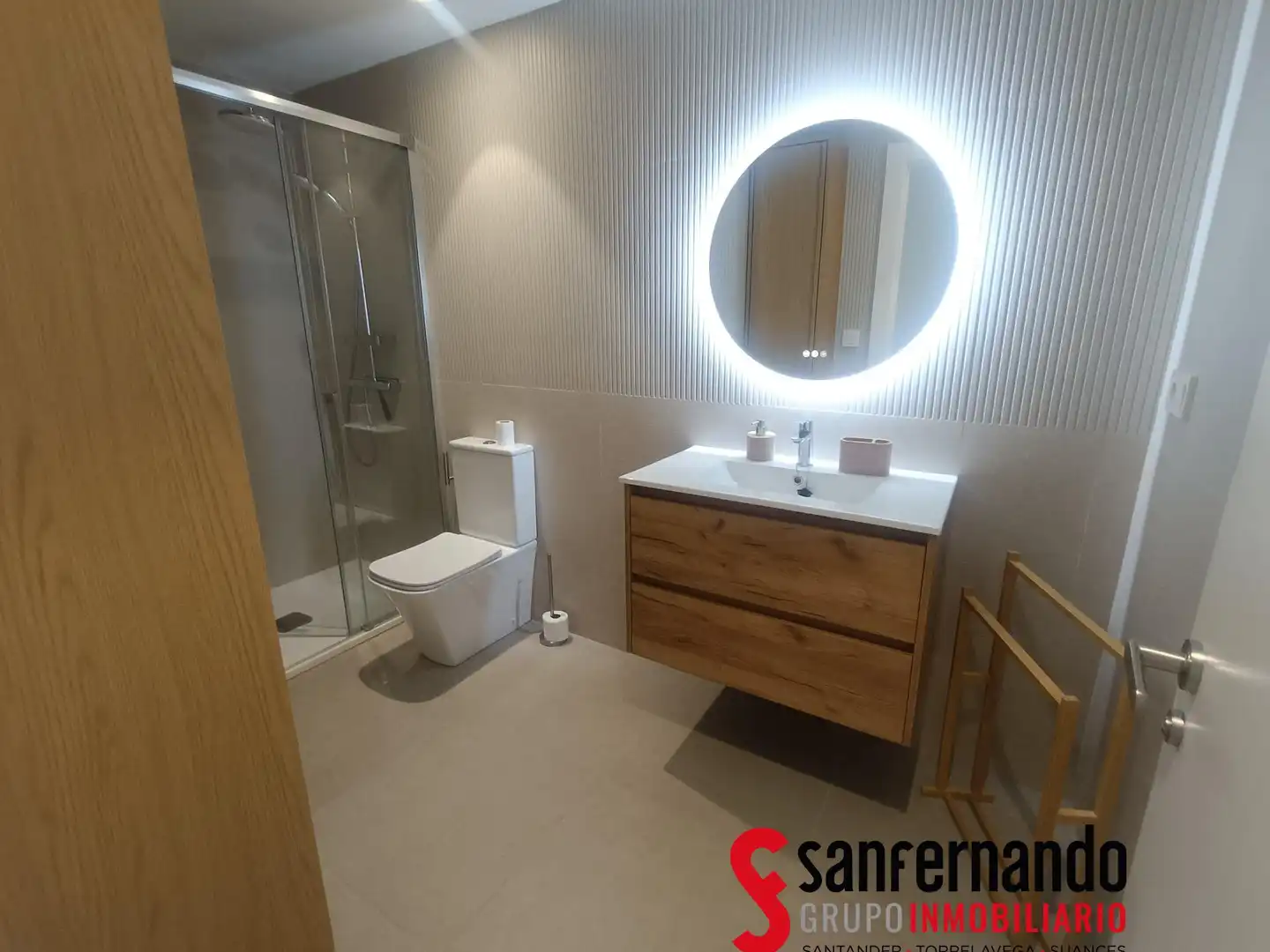 Badezimmer von Wohnung zur Miete in Santander mit Heizung, Möbliert und Balkon