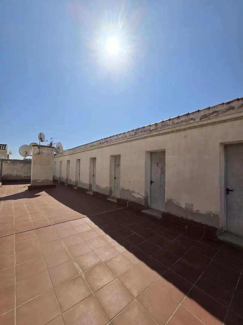 Vista exterior de Pis en venda en Málaga amb Terrassa i Traster