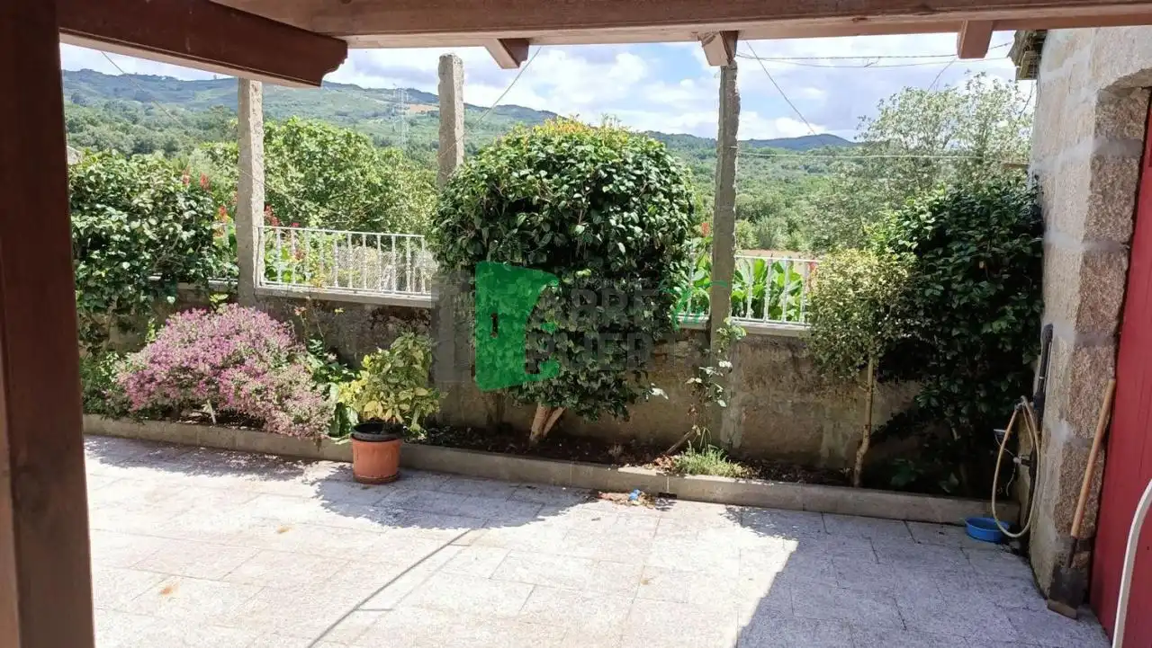 Jardí de Casa o xalet en venda en Paderne de Allariz amb Calefacció, Jardí privat i Terrassa