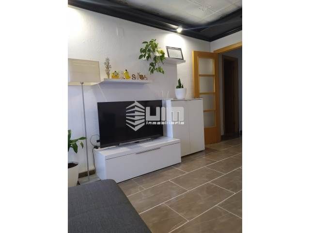 Sala d'estar de Casa o xalet en venda en Sagunto / Sagunt amb Terrassa, Traster i Balcó