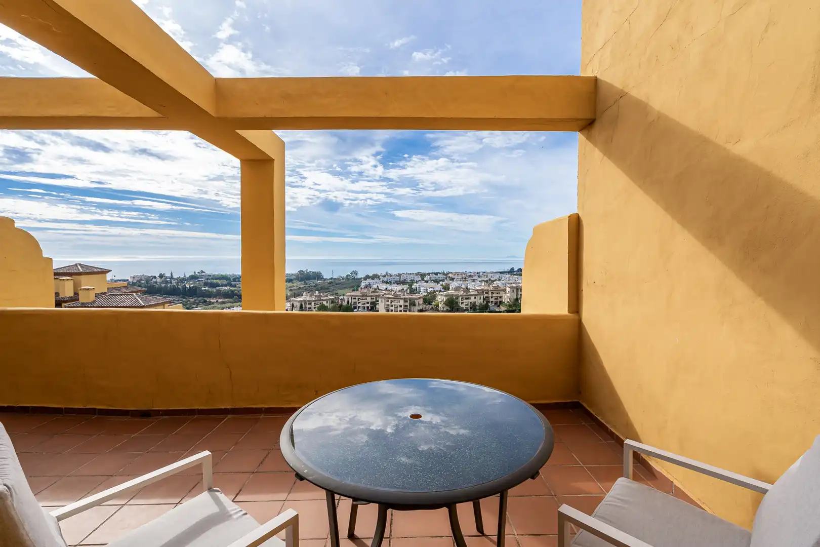 Terrasse von Maisonette zur Miete in Estepona mit Klimaanlage, Heizung und Terrasse
