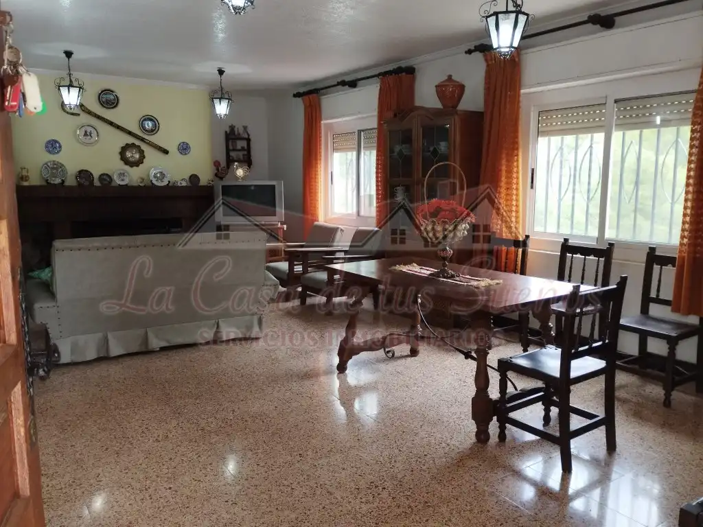 Sala d'estar de Finca rústica en venda en Petrer