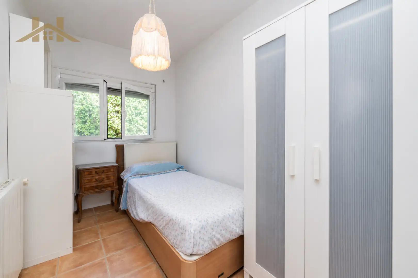 Habitación de Casa o chalet en venta en Pozuelo de Alarcón con Aire acondicionado, Calefacción y Jardín privado