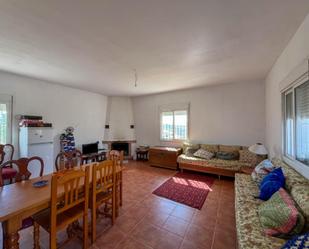 Sala d'estar de Casa o xalet en venda en Valle de Abdalajís amb Terrassa
