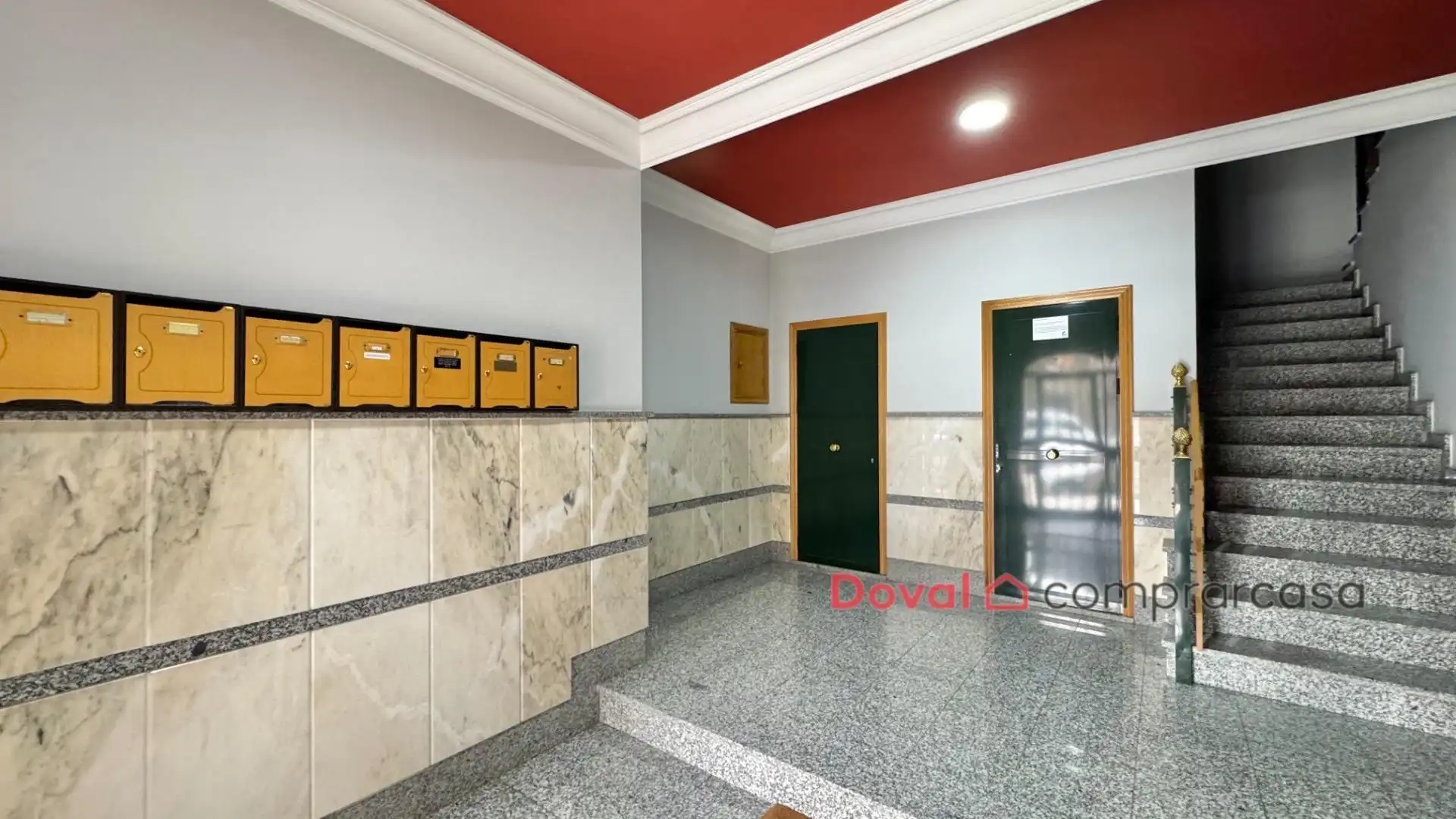 Attic for sale in Tui  with Air Conditioner, Heating and Parquet flooring