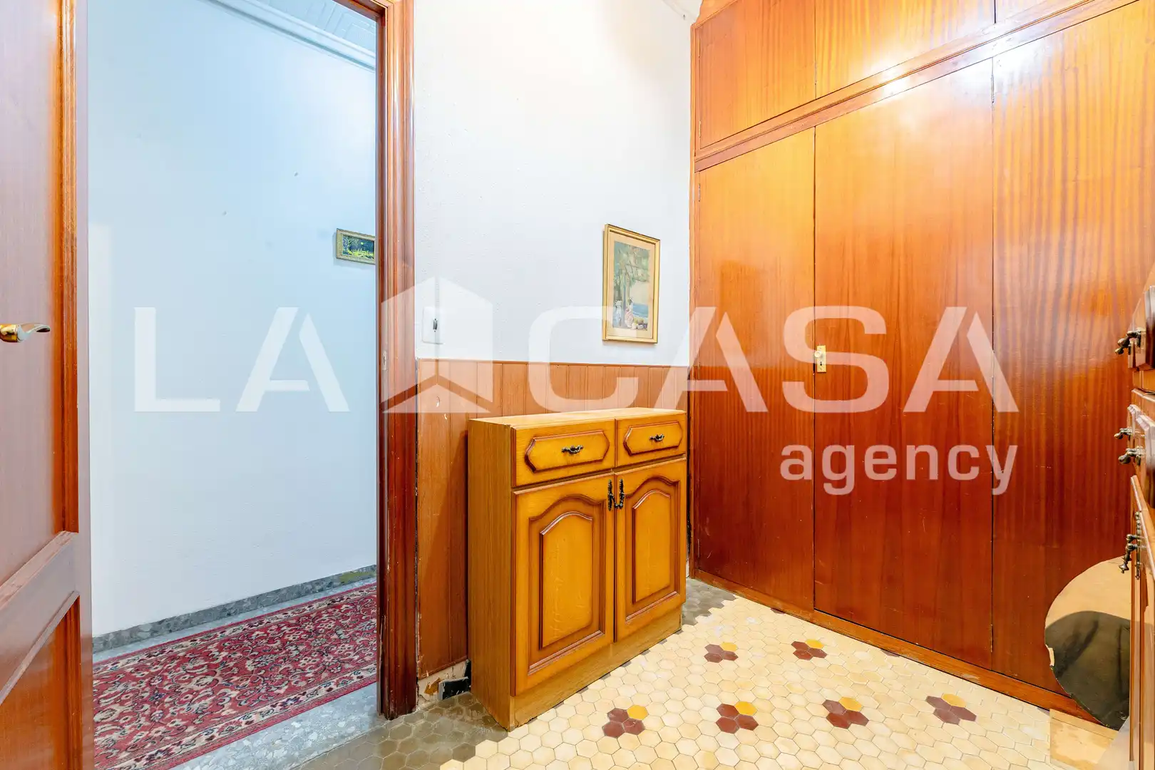Flat for sale in Valencia  with Heating and Balcony