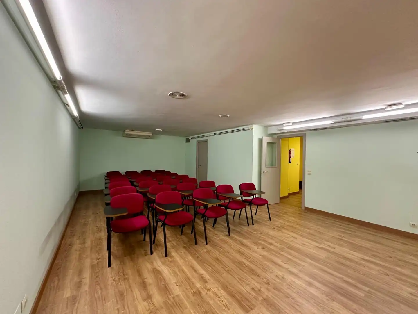 Local comercial en alquiler en Avenida de Valdés, imagen 21