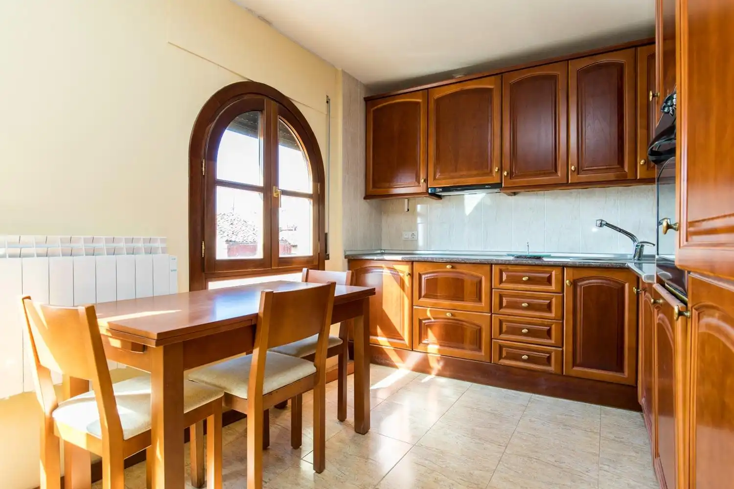 Cocina de Ático en venta en Borja con Calefacción, Parquet y Terraza