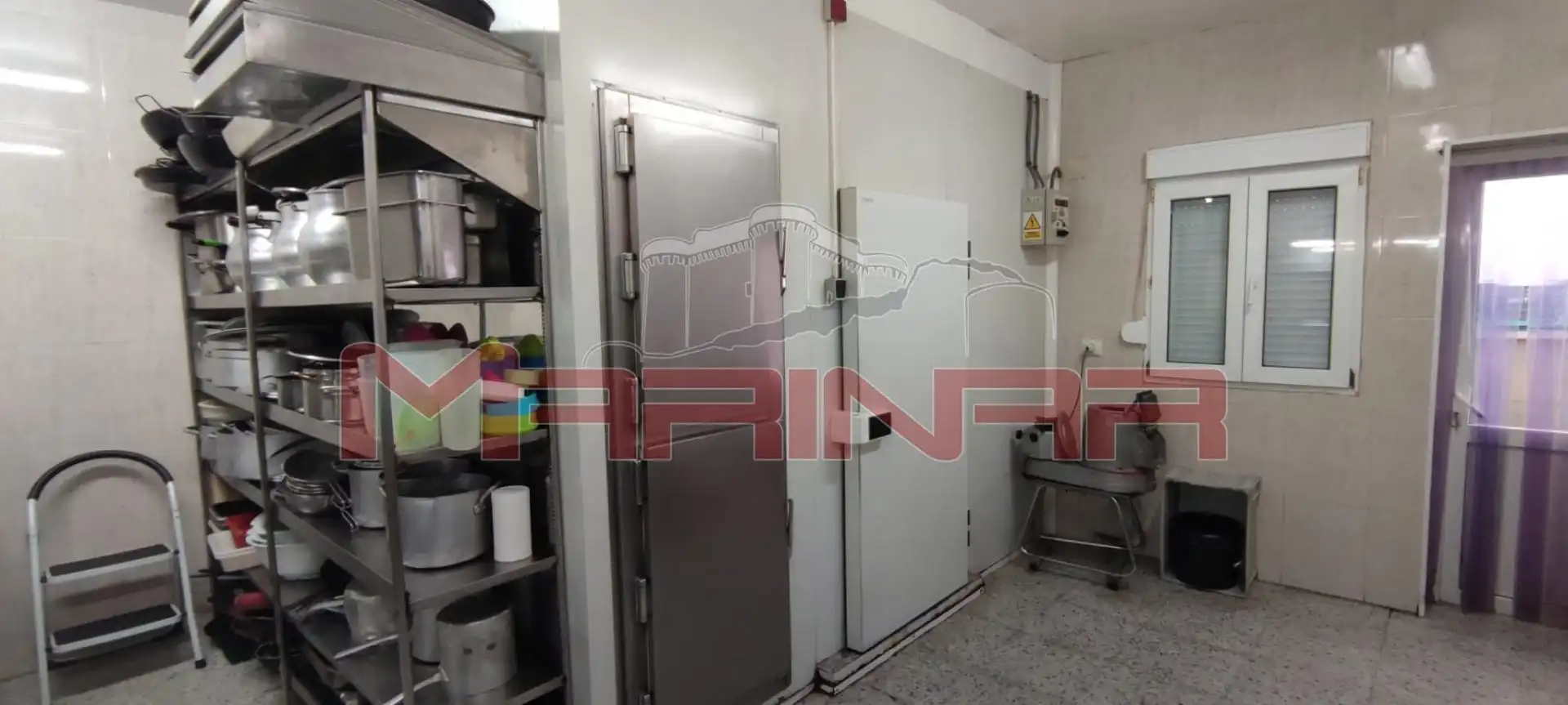 Cocina de Edificio en venta en Yeles