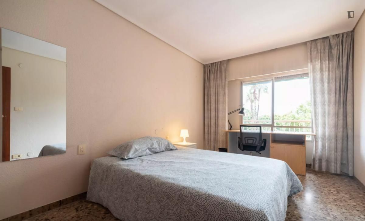 Apartament per a compartir a Parque Geólogo José Royo Gómez