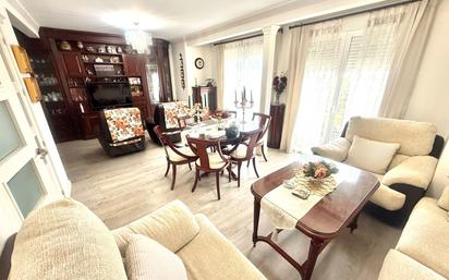 Living room of Flat for sale in  Córdoba Capital  with Air Conditioner, Heating and Terrace