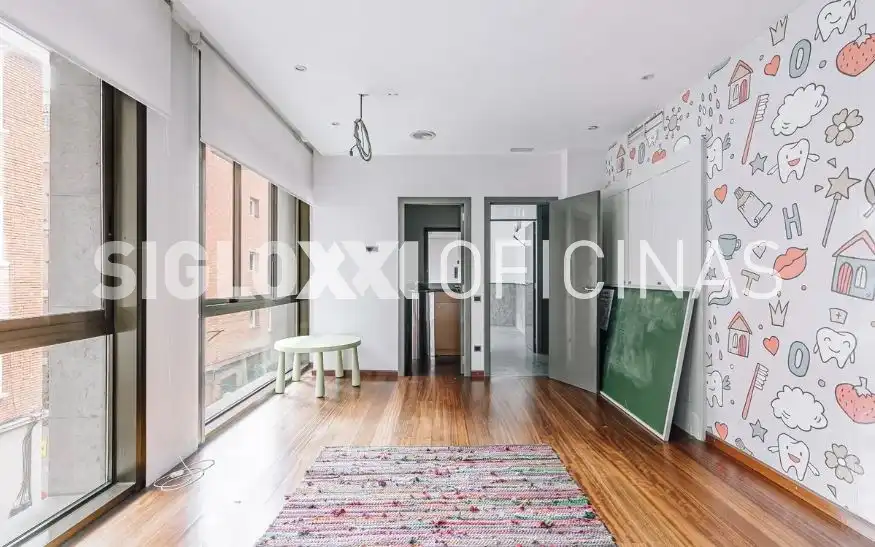 Living room of Office for sale in Barcelona