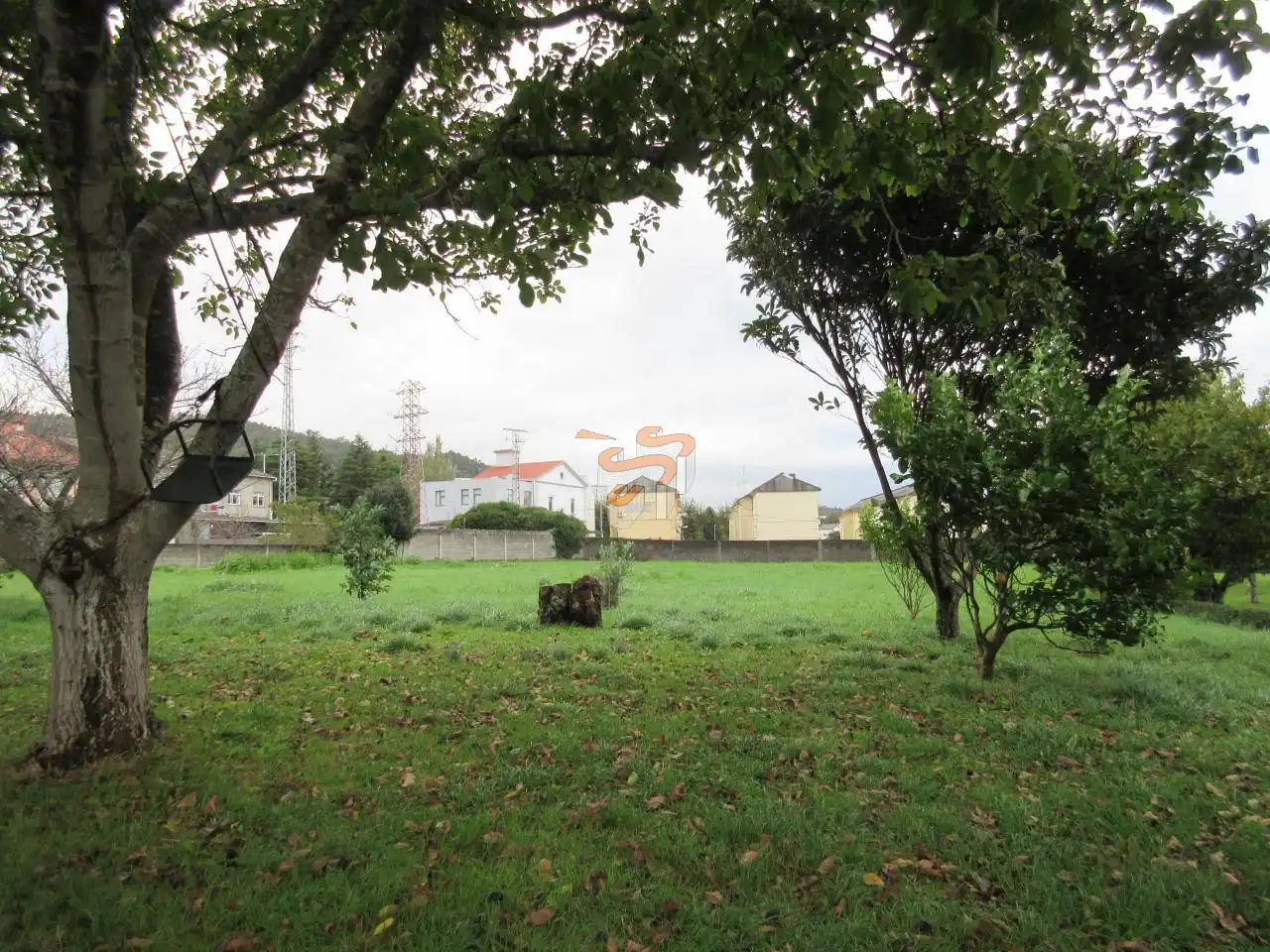 Country house zum Verkauf in Ferrol mit Privatgarten und Möbliert