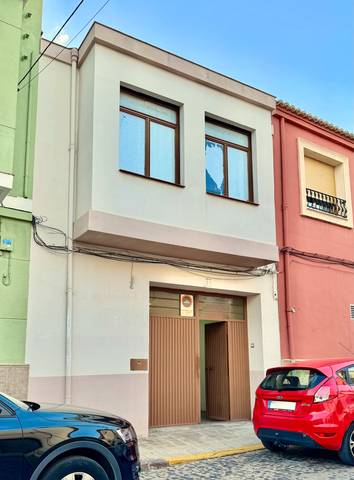 Casa-chalet en Venta en Calle Valencia, 31 en Alberic