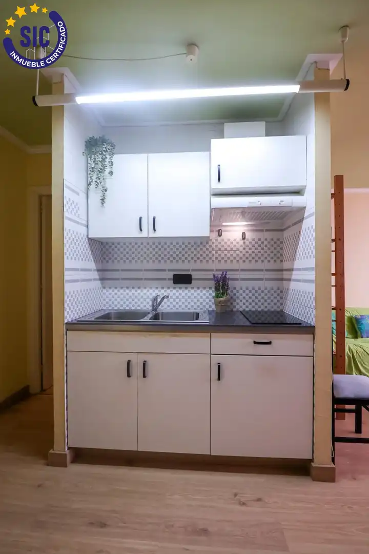 Cuina de Apartament en venda en Oropesa del Mar / Orpesa amb Jardí privat, Terrassa i Moblat